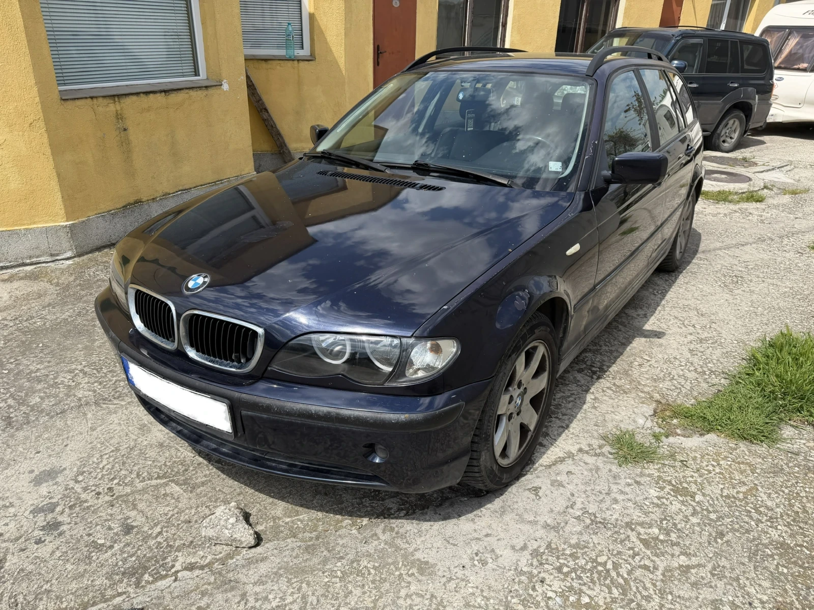 BMW 320, снимка 2 - Автомобили и джипове - 54549285