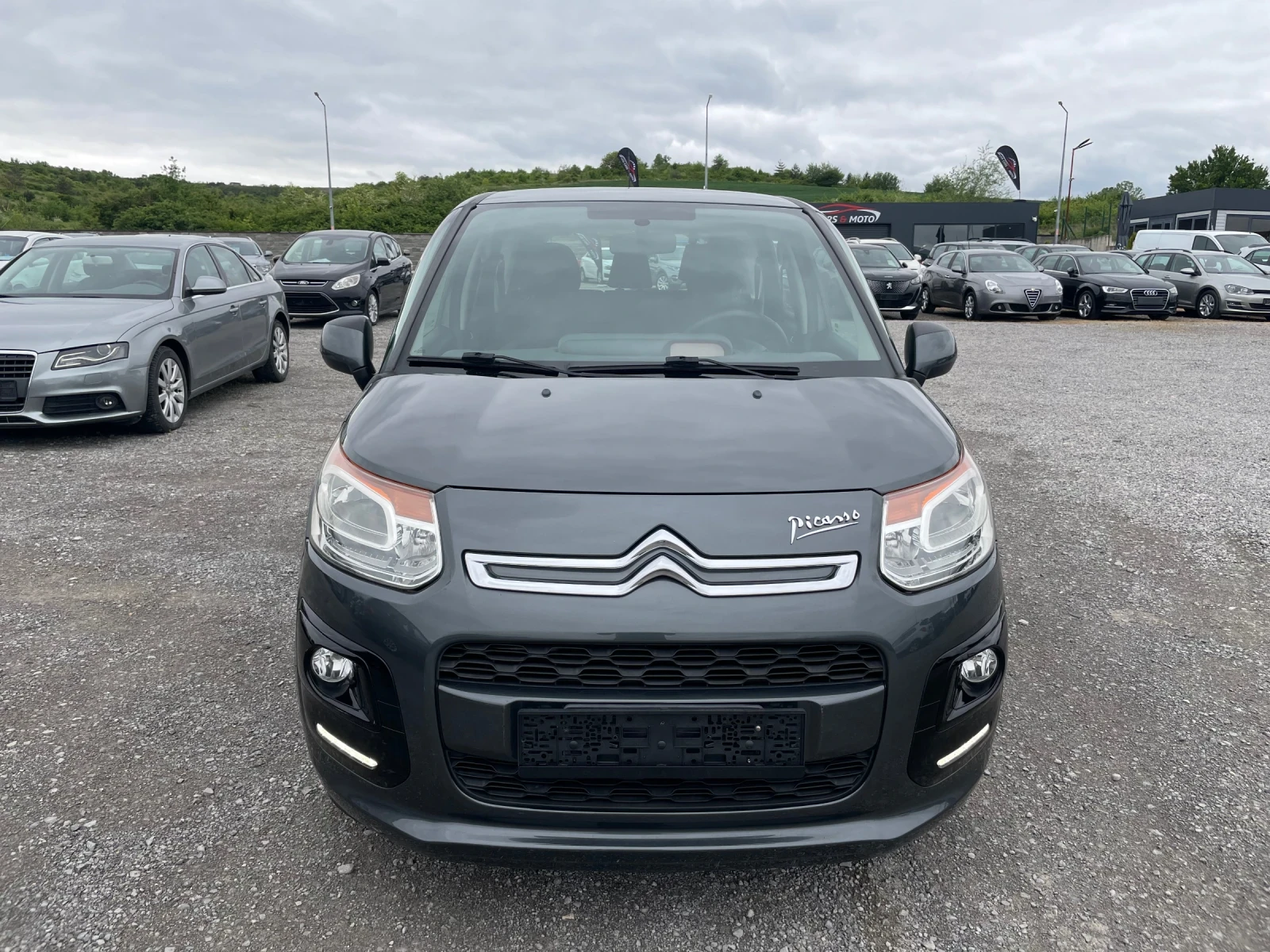 Citroen C3 Picasso 1.4 ГАЗ БЕНЗИН FACELIFT , снимка 2 - Автомобили и джипове - 54585323