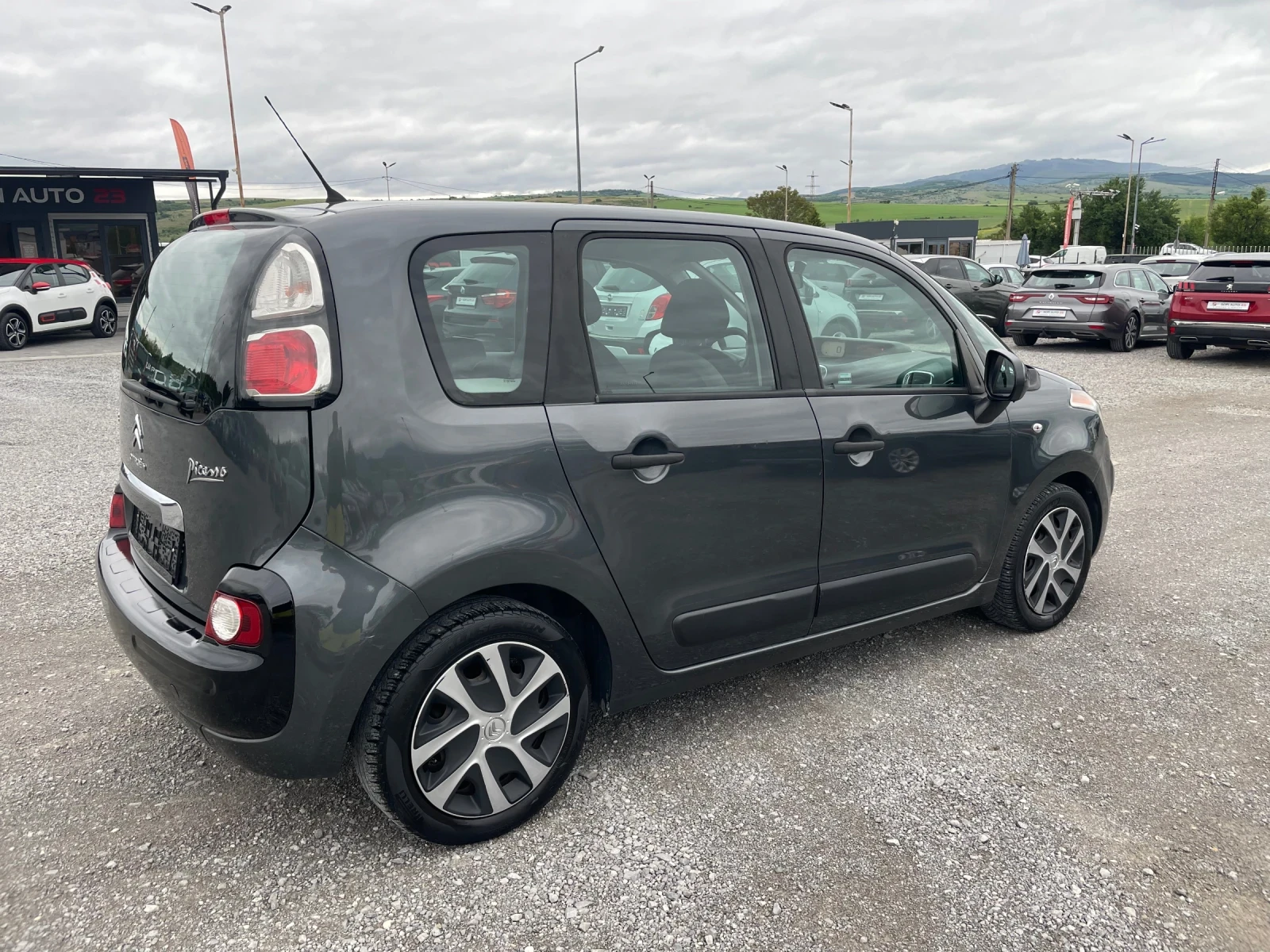 Citroen C3 Picasso 1.4 ГАЗ БЕНЗИН FACELIFT , снимка 7 - Автомобили и джипове - 54585323