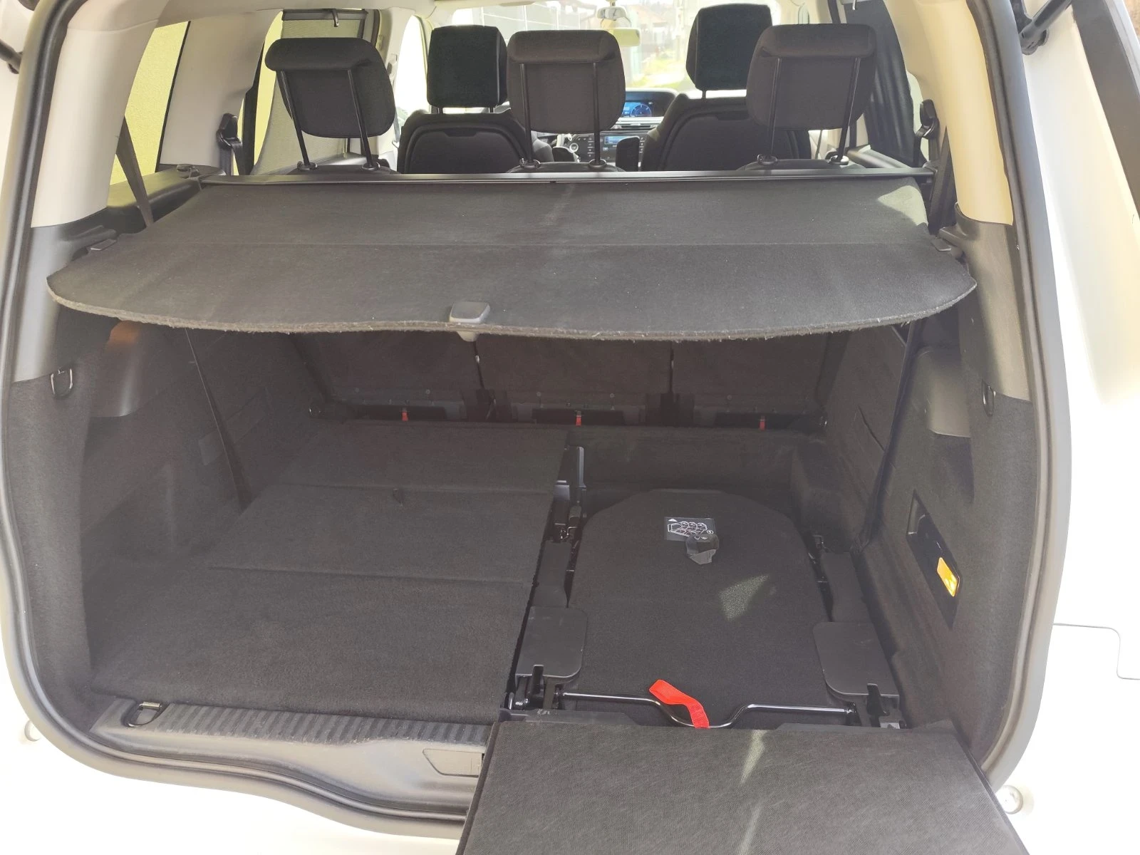 Citroen C4 Picasso 1.6 hdi 6+ 1, снимка 11 - Автомобили и джипове - 54641944