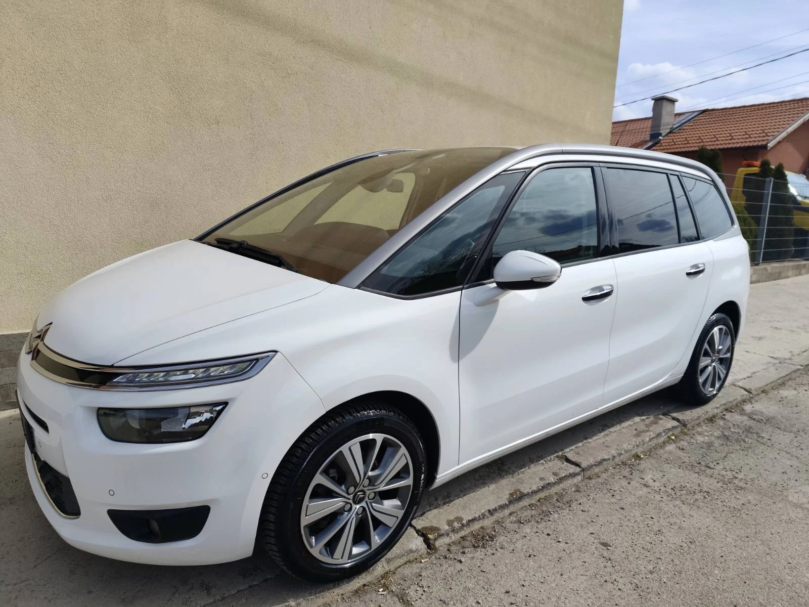 Citroen C4 Picasso 1.6 hdi 6+ 1, снимка 15 - Автомобили и джипове - 54641944