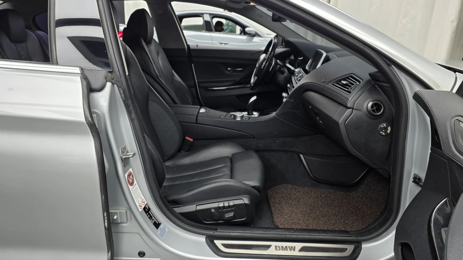 BMW 640 M-PACK* HEAD-UP* 360* КРАЙНА ЦЕНА, снимка 14 - Автомобили и джипове - 54649961