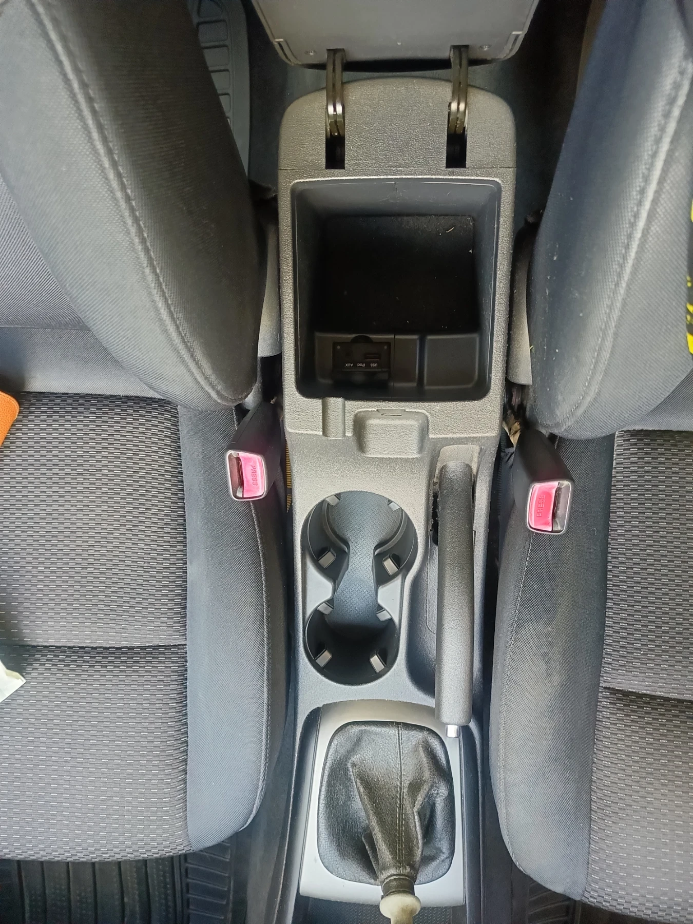 Hyundai I30 Хечбек, снимка 14 - Автомобили и джипове - 54692603