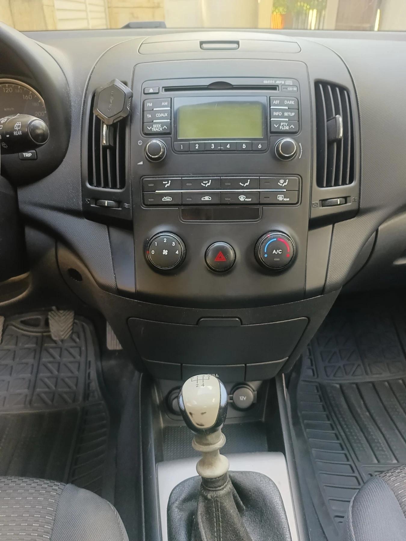 Hyundai I30 Хечбек, снимка 11 - Автомобили и джипове - 54692603