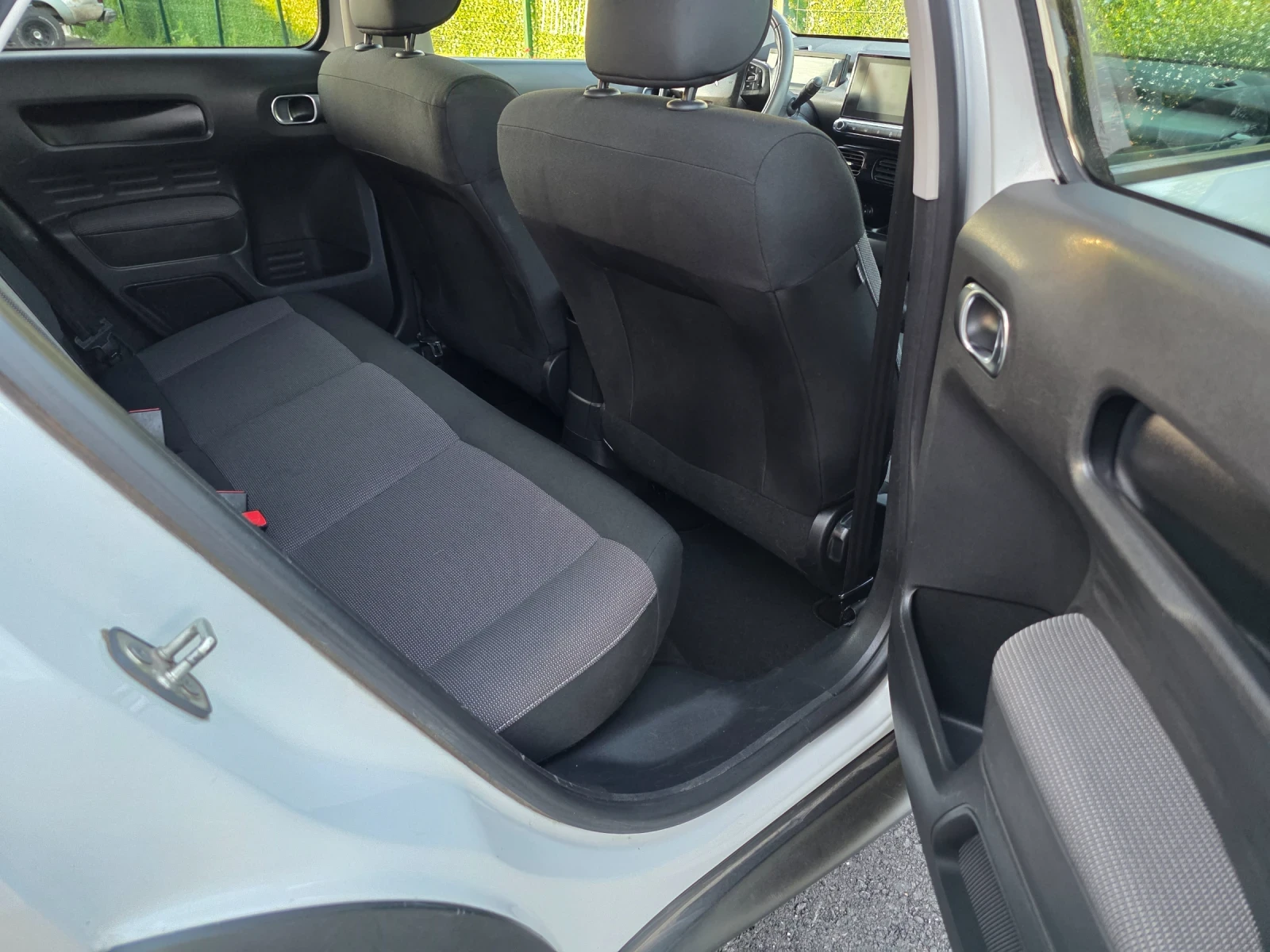 Citroen C4 Cactus 1.6e-hdi NAVI, снимка 9 - Автомобили и джипове - 54782834