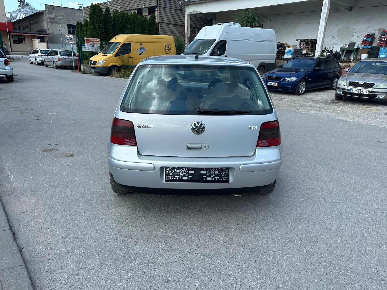 VW Golf 1.9TDI - КЛИМАТРОНИК, снимка 6 - Автомобили и джипове - 54863368