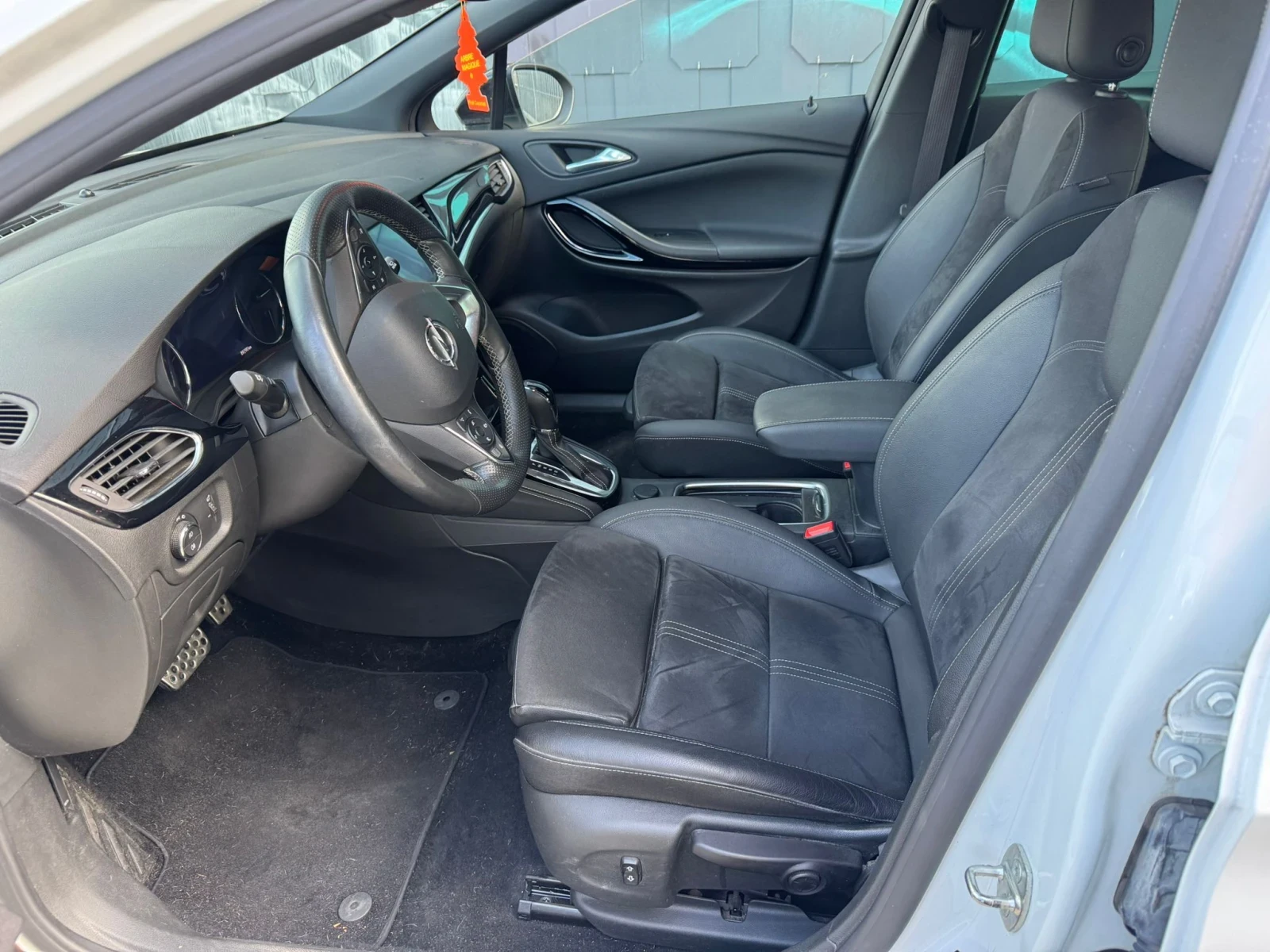 Opel Astra 1.5CDTI AUTOMAT, снимка 3 - Автомобили и джипове - 55268411