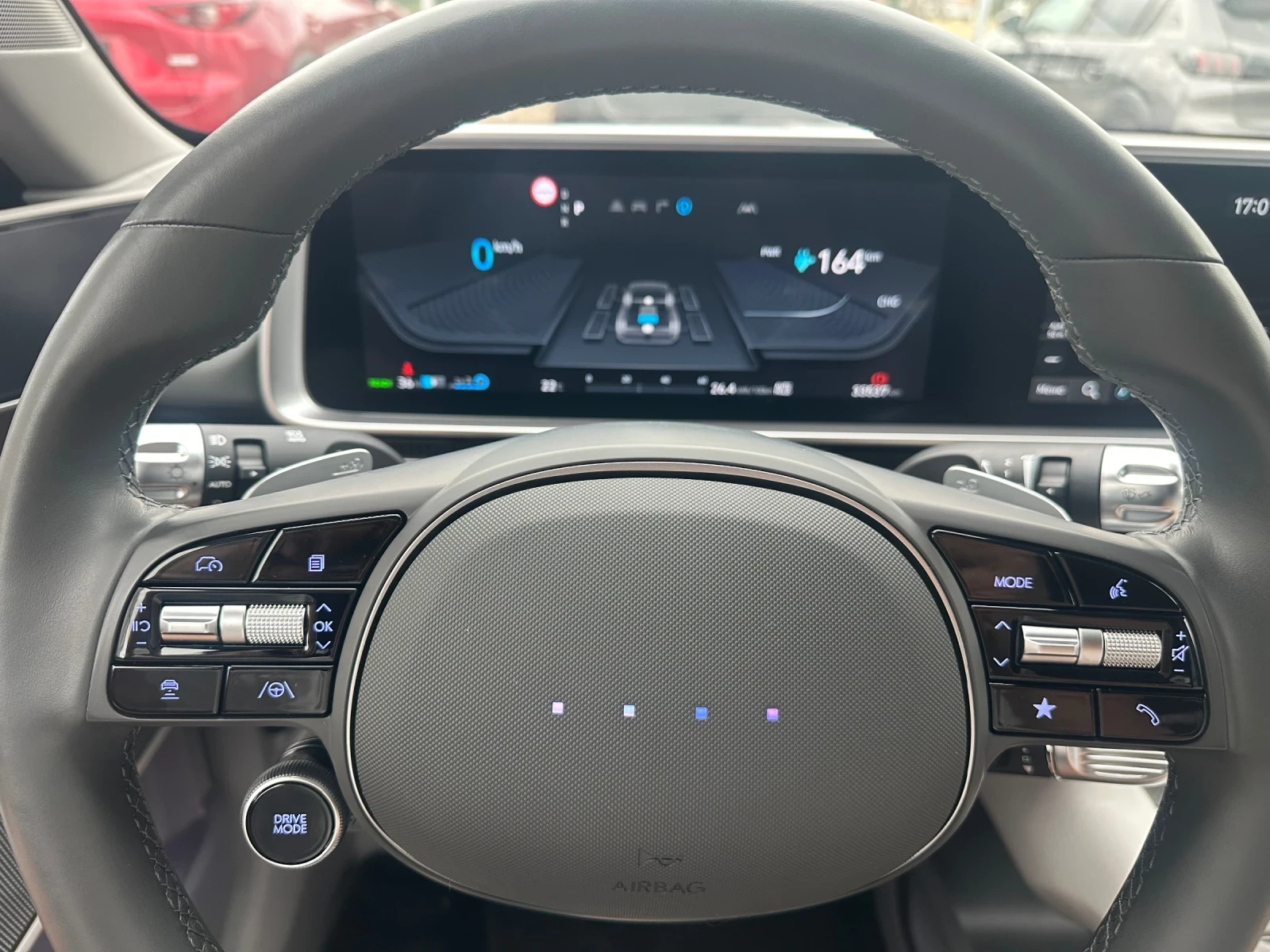 Hyundai Ioniq 6 ШВЕЙЦАРИЯ 4х4 360 камера 77.4 kW, снимка 16 - Автомобили и джипове - 56047651