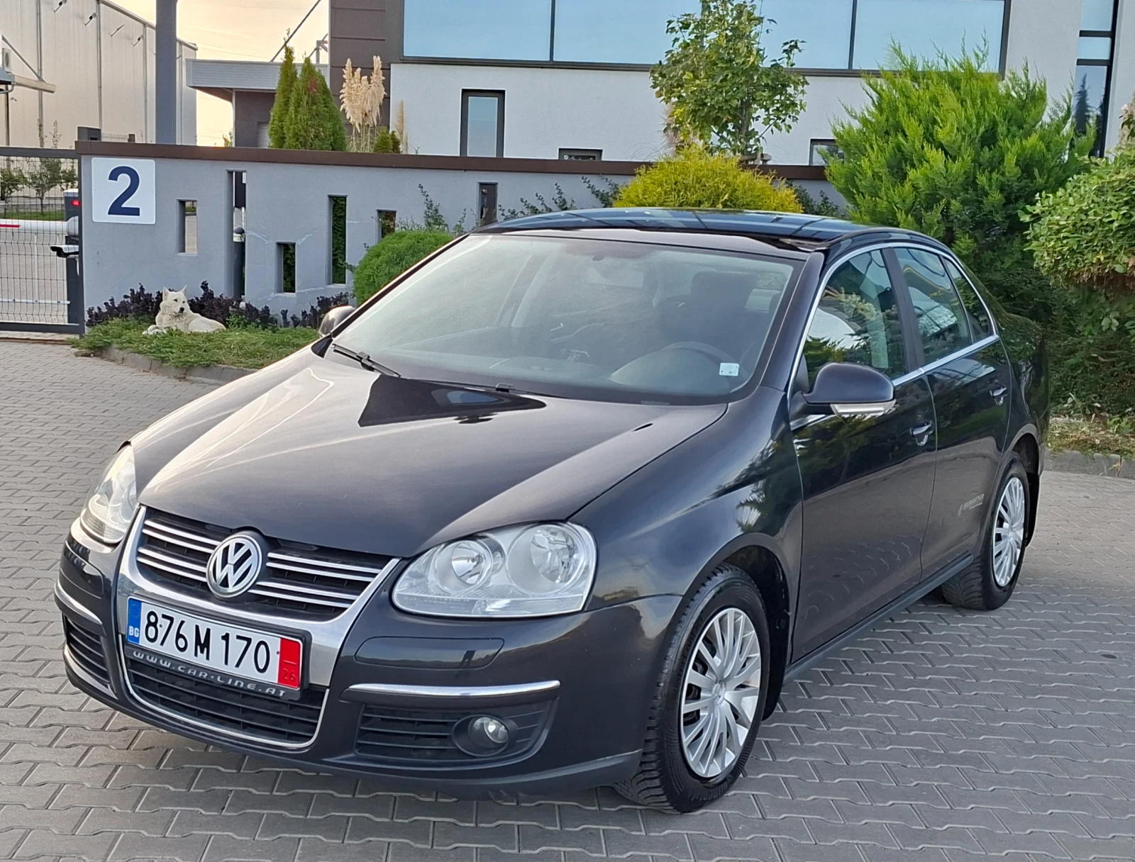 VW Jetta 1.9TDI* (105кс)* KLIMATRONIK* НОВ ВНОС* * , снимка 3 - Автомобили и джипове - 56329522