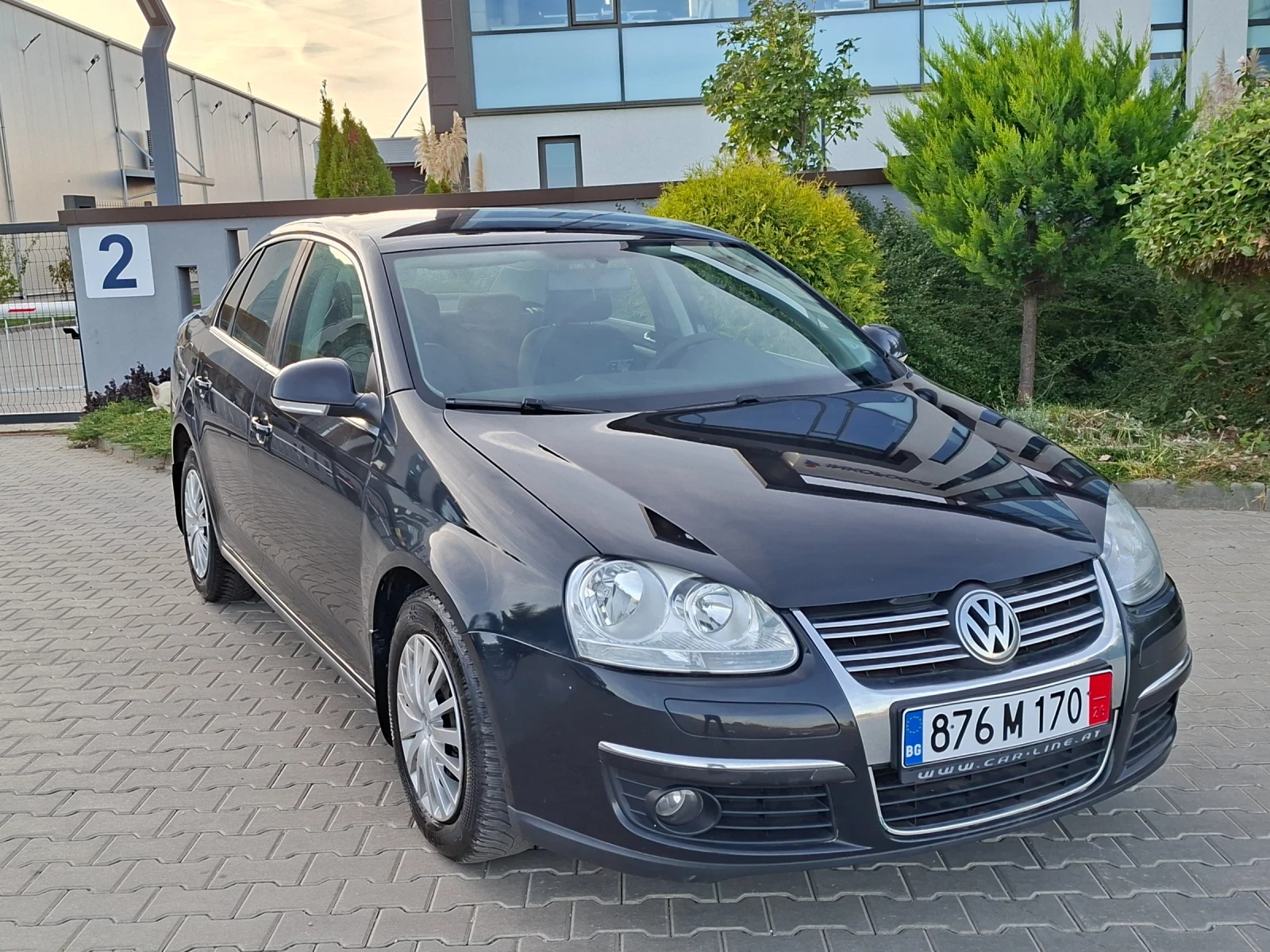 VW Jetta 1.9TDI* (105кс)* KLIMATRONIK* НОВ ВНОС* * , снимка 9 - Автомобили и джипове - 56329522