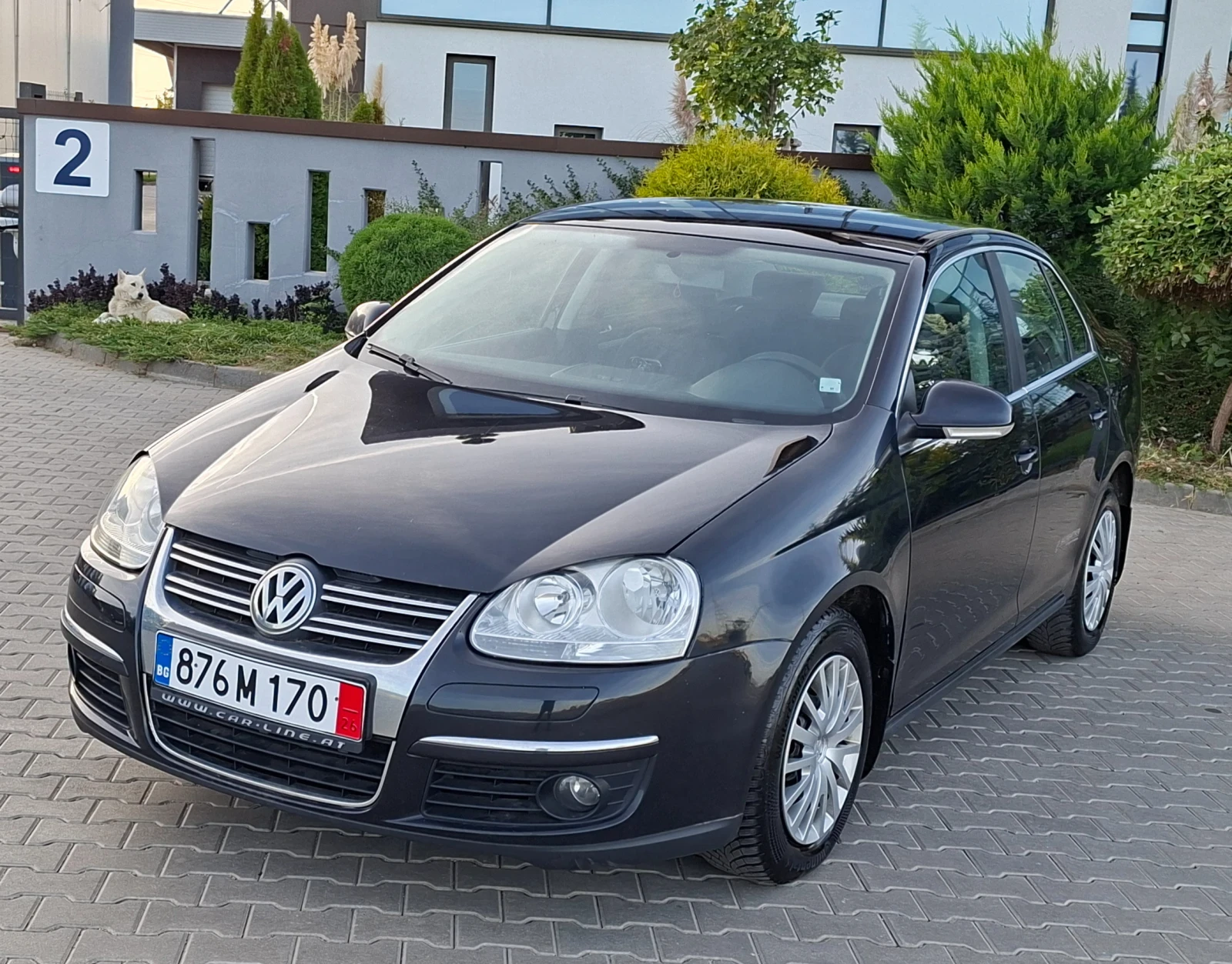 VW Jetta 1.9TDI* (105кс)* KLIMATRONIK* НОВ ВНОС* * , снимка 2 - Автомобили и джипове - 56329522