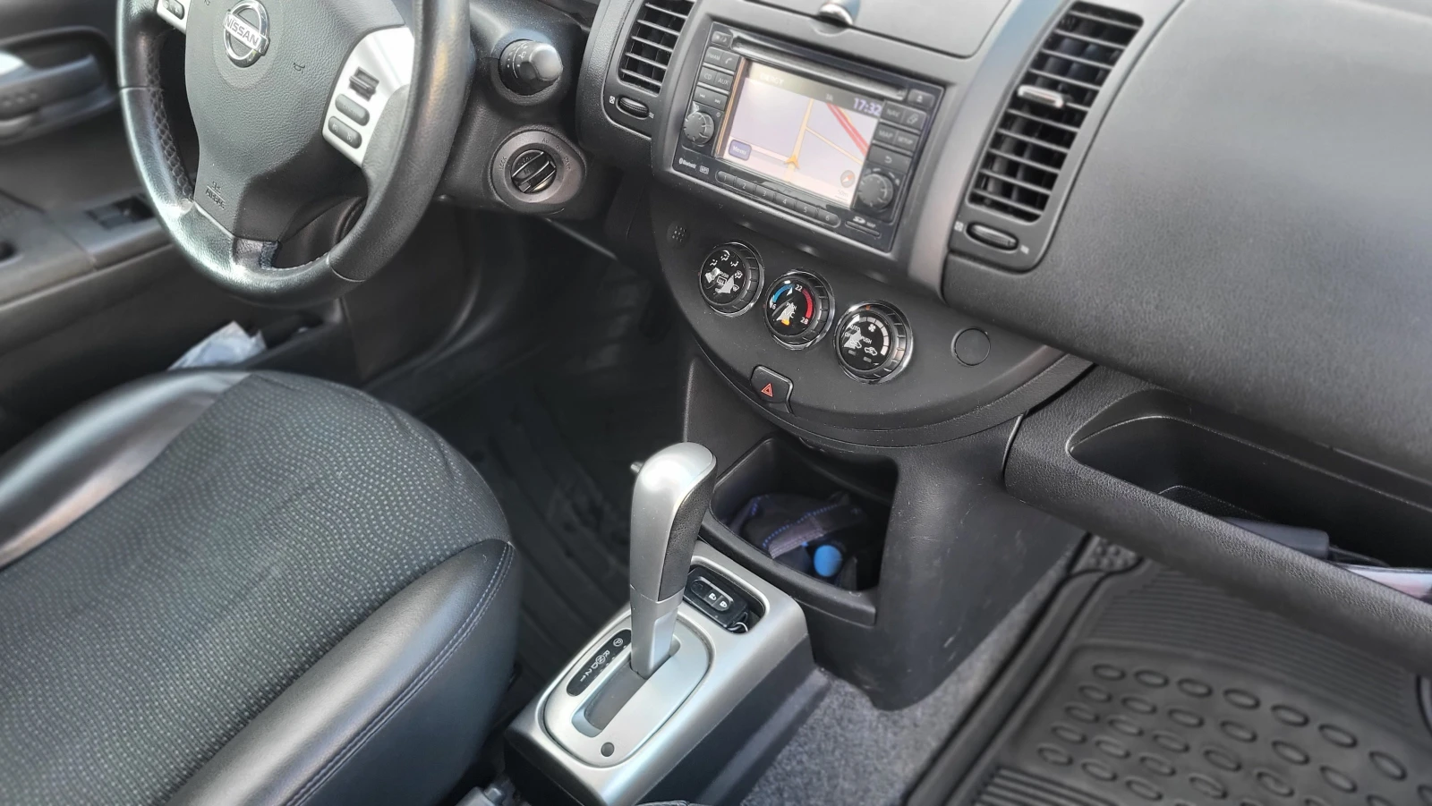 Nissan Note 1.6i-AVTOMATIK, снимка 2 - Автомобили и джипове - 56334254