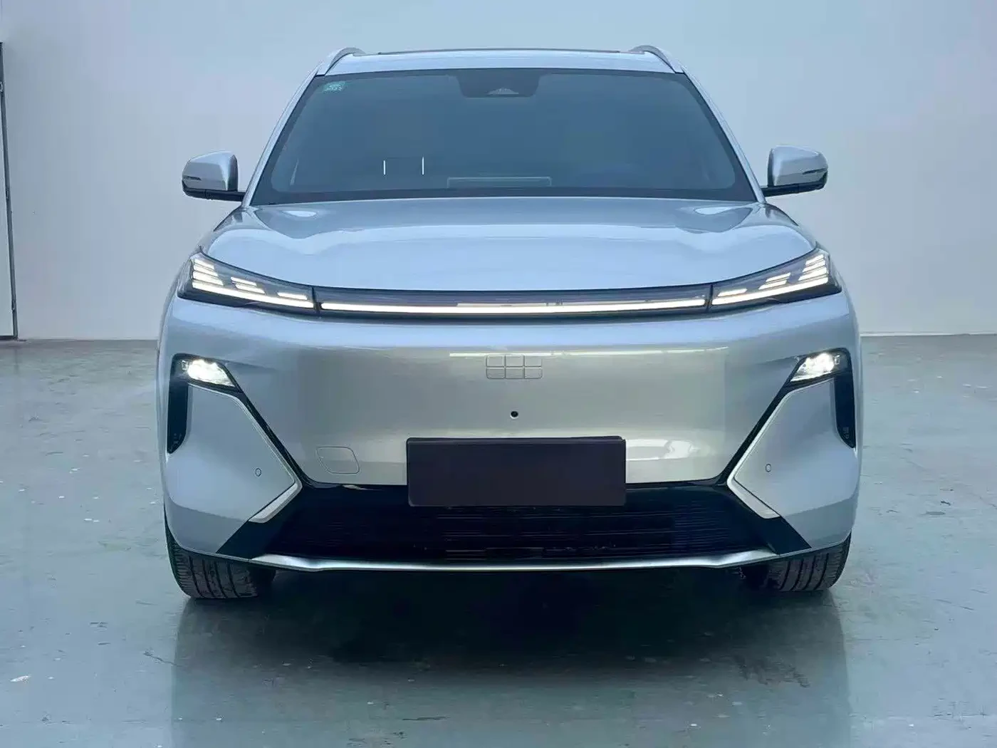 Geely Starray EM-i Plug in Hybrid 2026 135km Spaceship Edition | Mobile.bg � ����������� 5