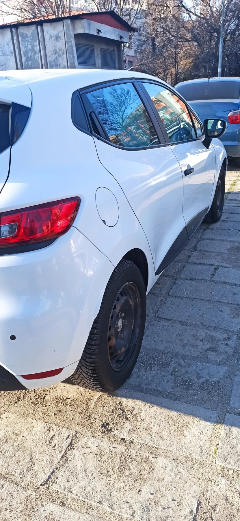 Renault Clio, снимка 2 - Автомобили и джипове - 56744595