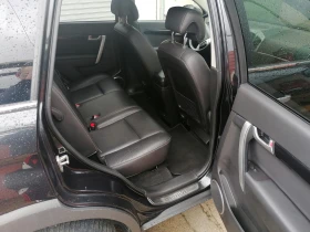 Chevrolet Captiva 2.2 VCDi / 4WD LTZ / 7 места, снимка 14