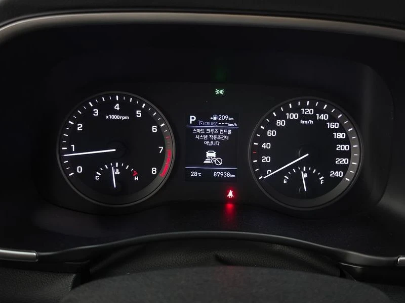 Hyundai Tucson Gasoline 1.6 turbo 2WD| 177к.с.| ВКЛ.ТЕХНОТЕСТ, снимка 8 - Автомобили и джипове - 55432619