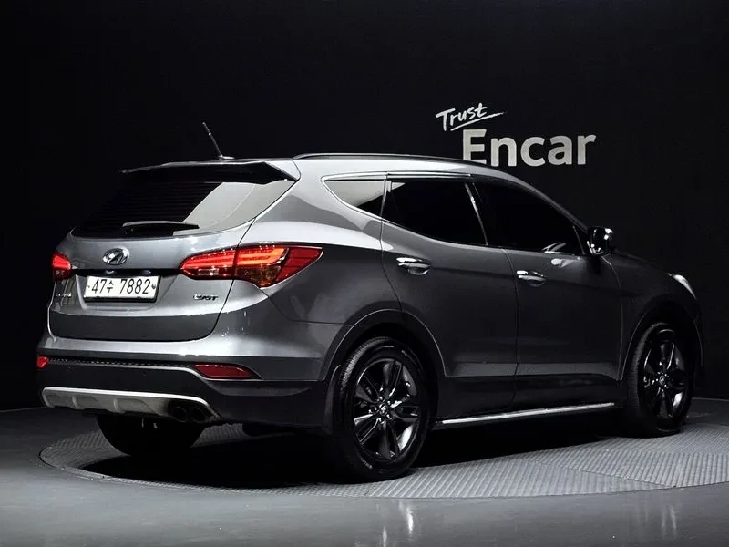 Hyundai Santa fe 2.0 2WD EXCLUSIVE, снимка 2 - Автомобили и джипове - 55844254