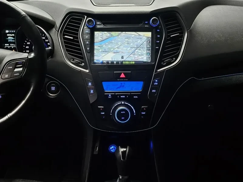 Hyundai Santa fe 2.0 2WD EXCLUSIVE, снимка 14 - Автомобили и джипове - 55844254