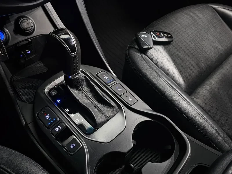 Hyundai Santa fe 2.0 2WD EXCLUSIVE, снимка 9 - Автомобили и джипове - 55844254