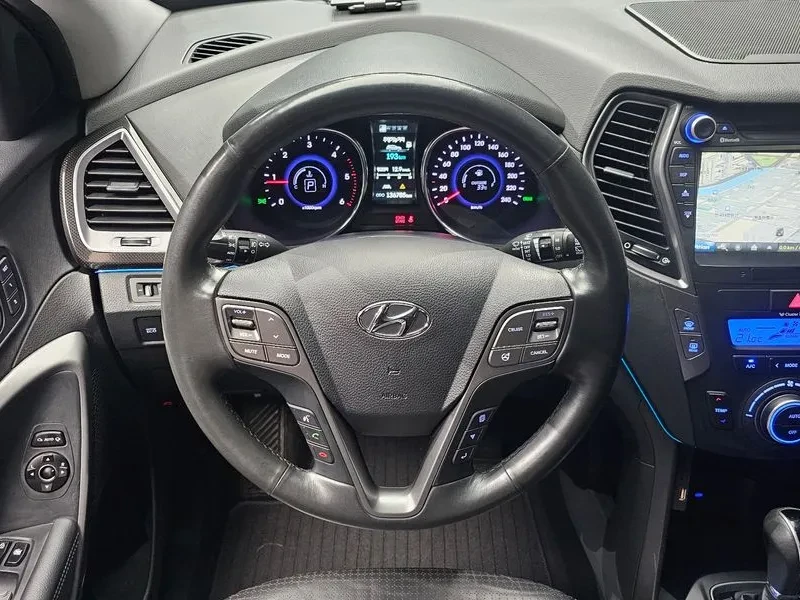 Hyundai Santa fe 2.0 2WD EXCLUSIVE, снимка 13 - Автомобили и джипове - 55844254