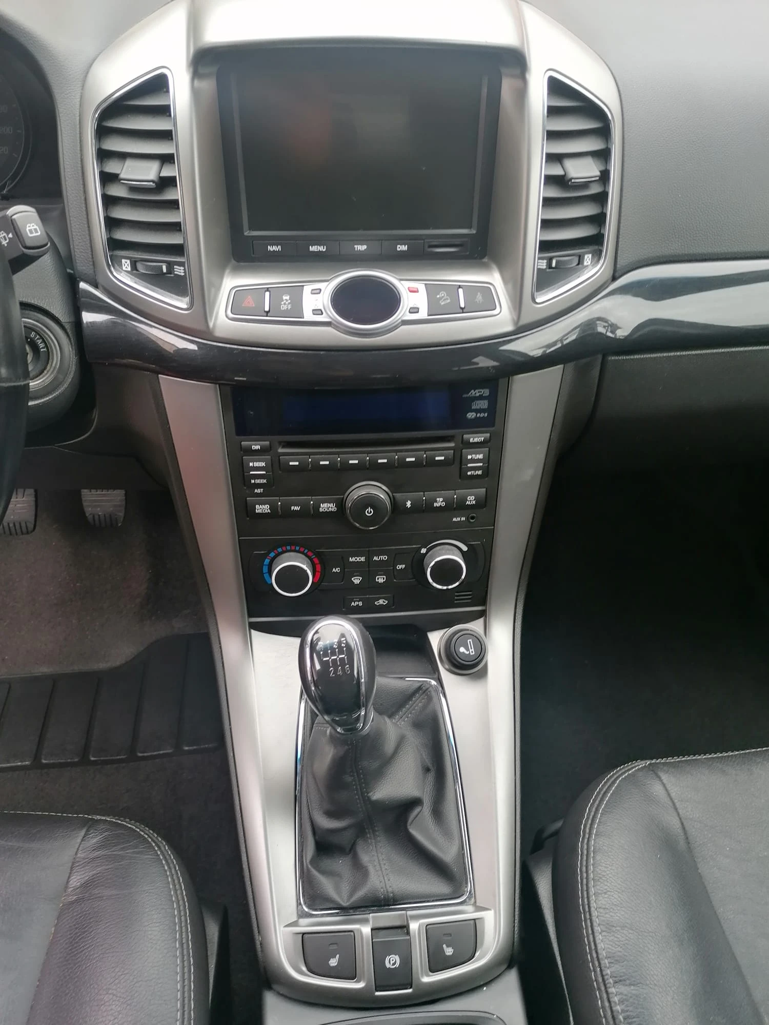 Chevrolet Captiva 2.2 VCDi / 4WD LTZ / 7 ����� | Mobile.bg � ����������� 12