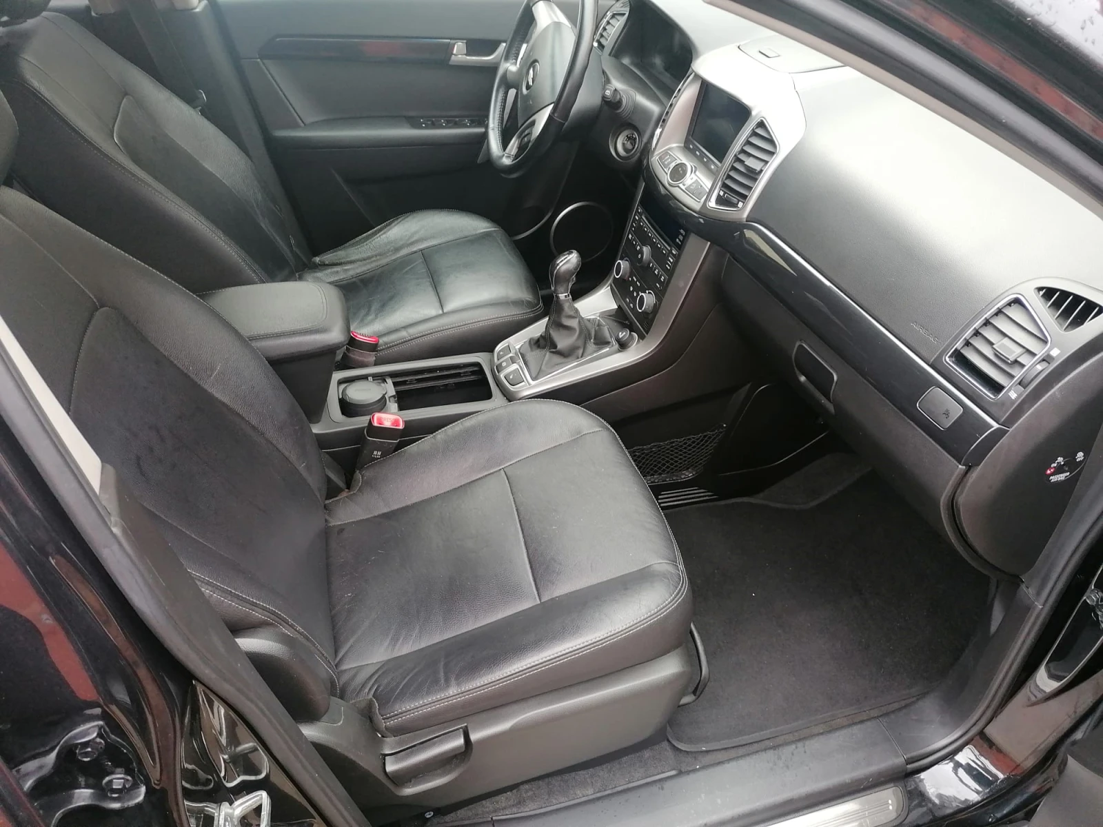 Chevrolet Captiva 2.2 VCDi / 4WD LTZ - изображение 9