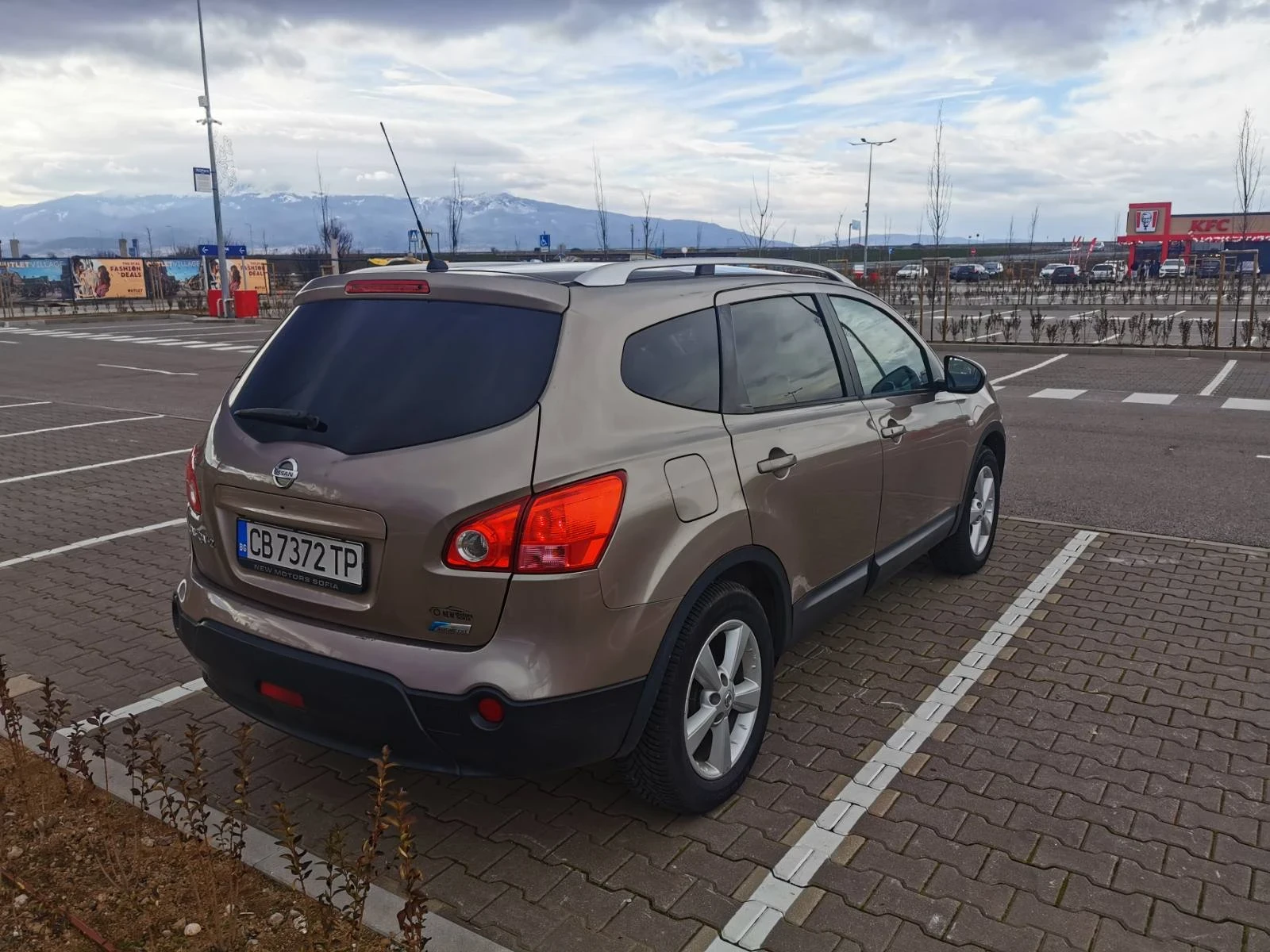 Nissan Qashqai + 2, снимка 3 - Автомобили и джипове - 53845644