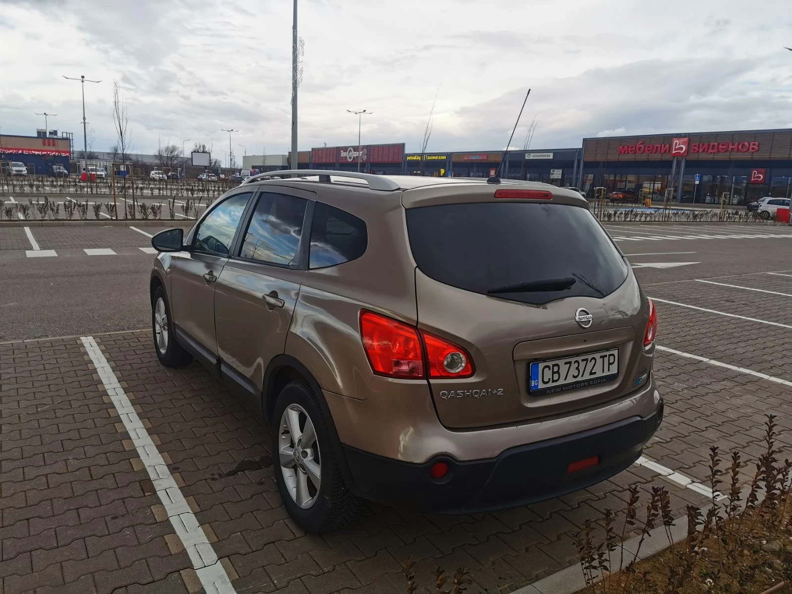 Nissan Qashqai + 2, снимка 4 - Автомобили и джипове - 53845644