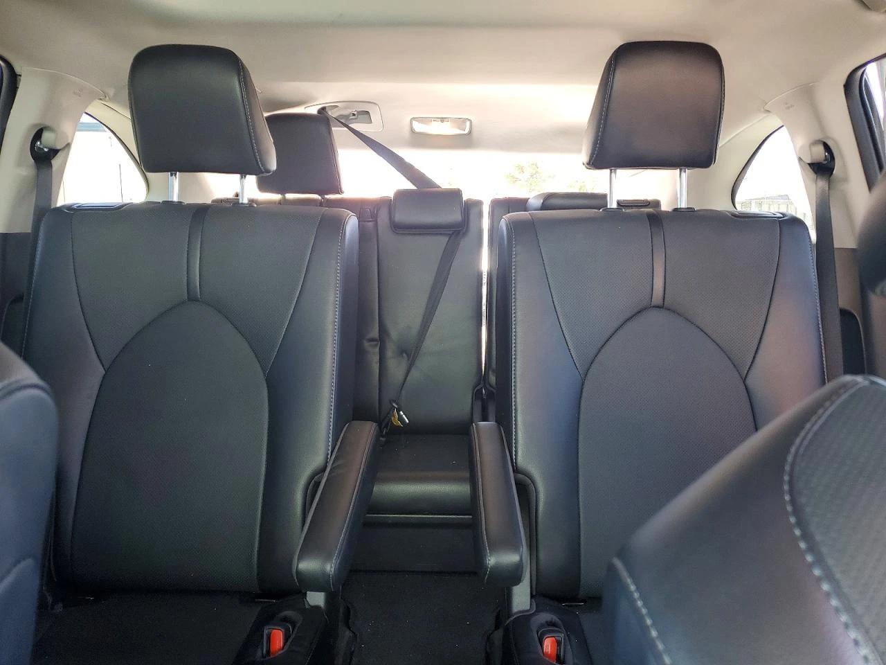 Toyota Highlander, снимка 10 - Автомобили и джипове - 54323671