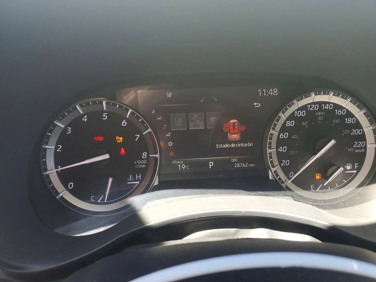 Toyota Highlander, снимка 9 - Автомобили и джипове - 54323671