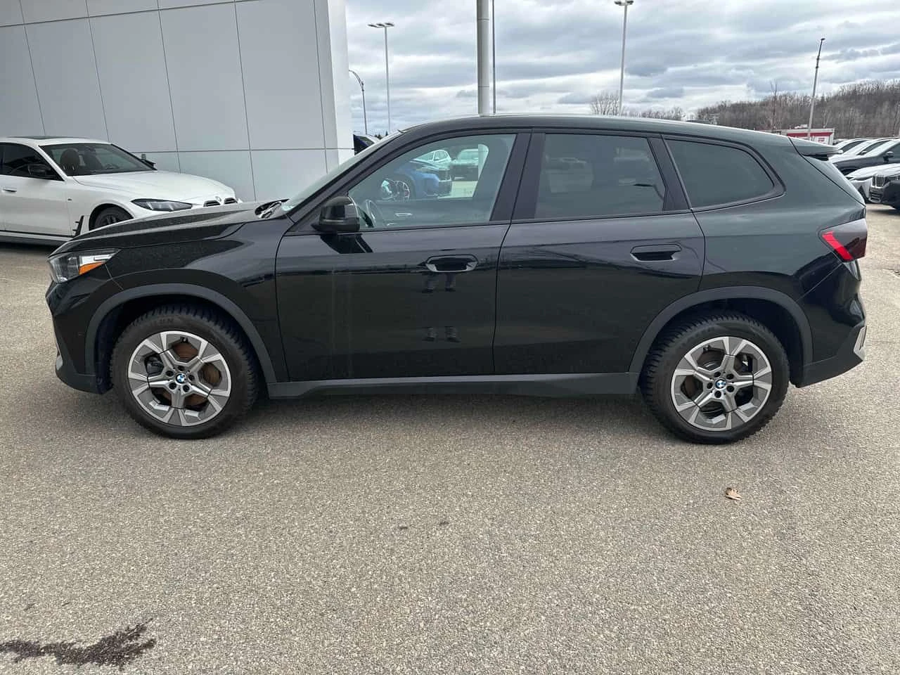 BMW X1 xDrive28i| ОТ ПРЕДСТАВИТЕЛСТВО| 2 КЛЮЧА| CARFAX, снимка 4 - Автомобили и джипове - 54479922