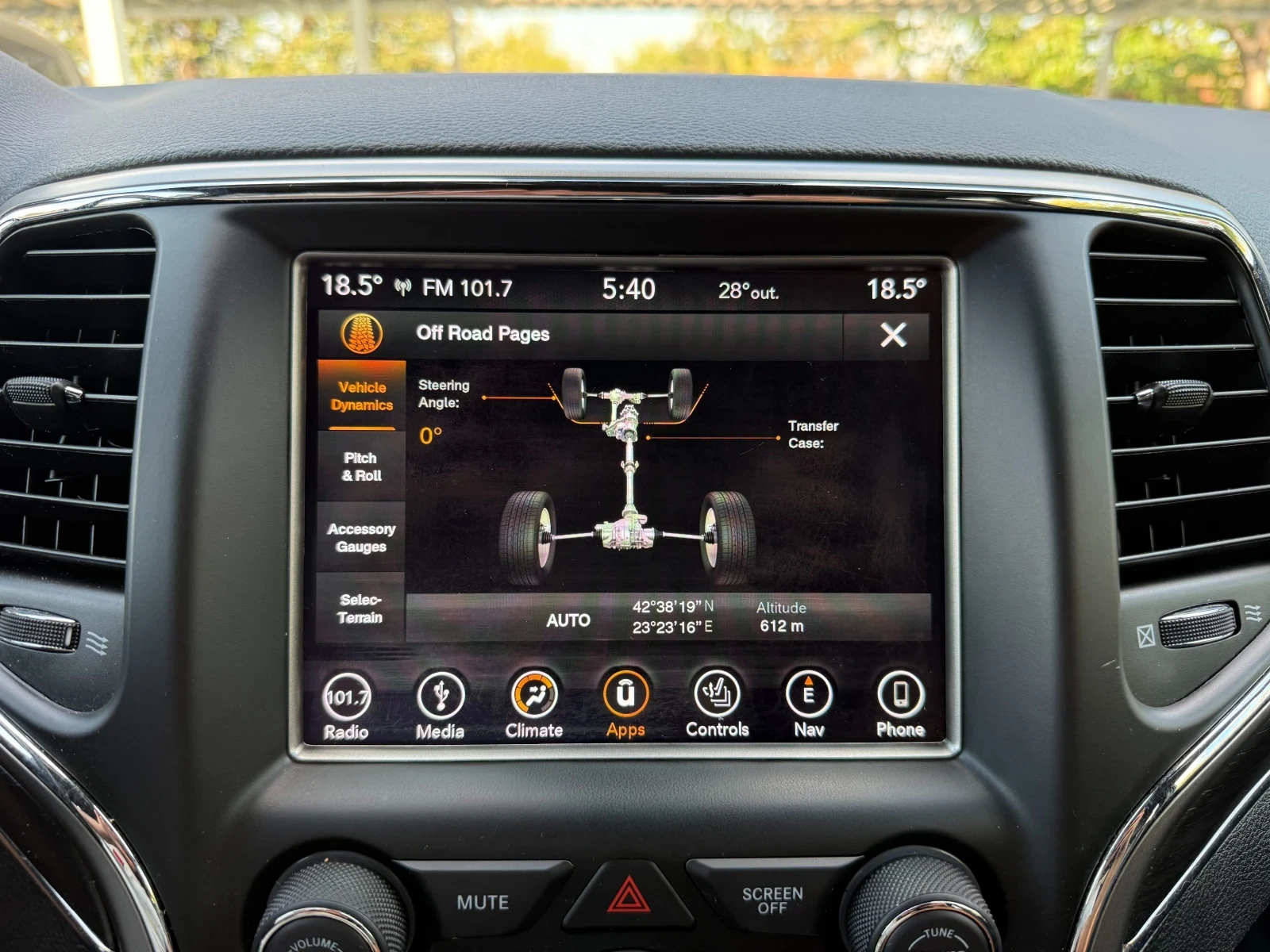 Jeep Grand cherokee 3.6 LIMITED, снимка 13 - Автомобили и джипове - 54542900