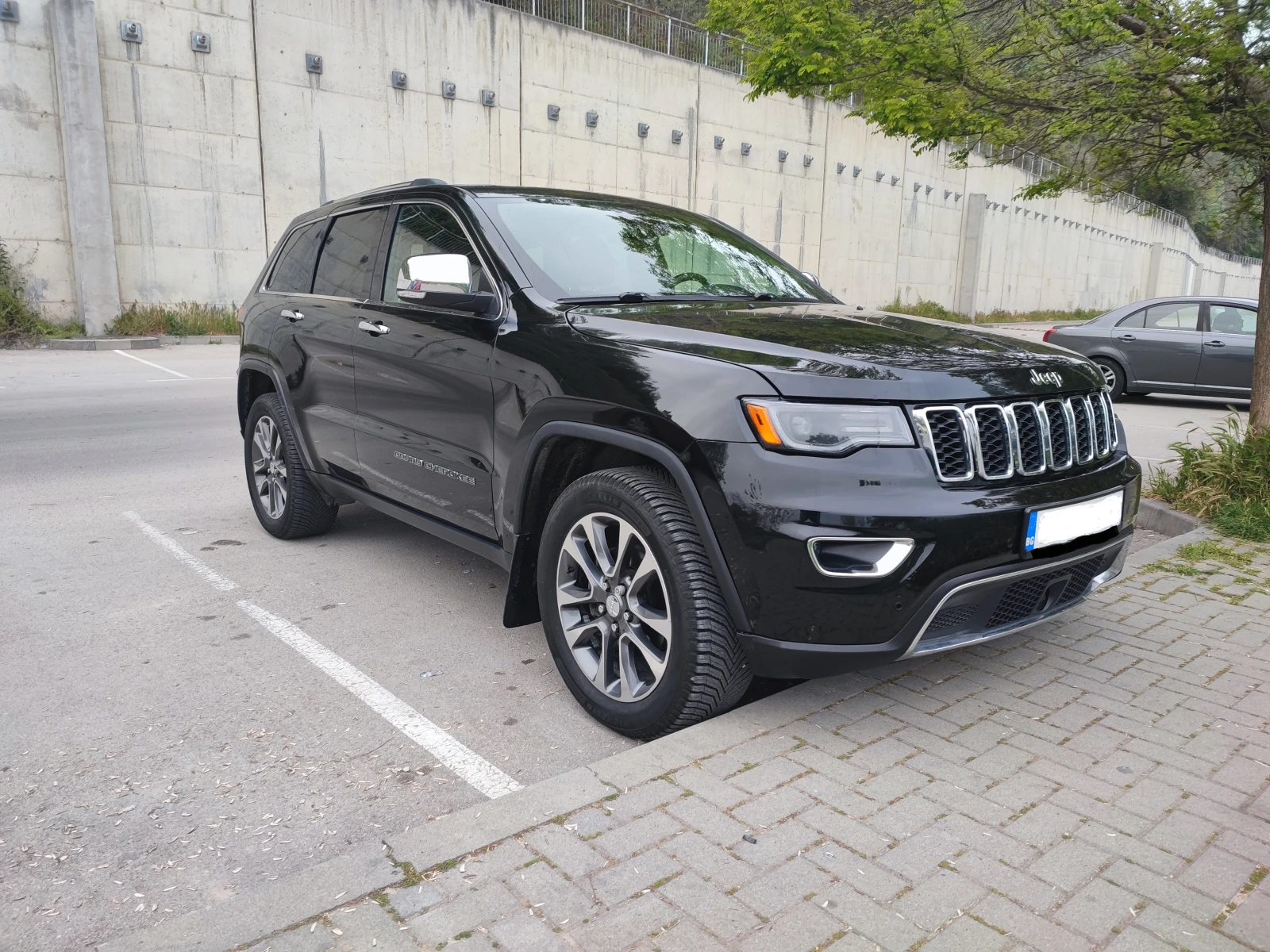 Jeep Grand cherokee 3.6 LIMITED, снимка 15 - Автомобили и джипове - 54542900