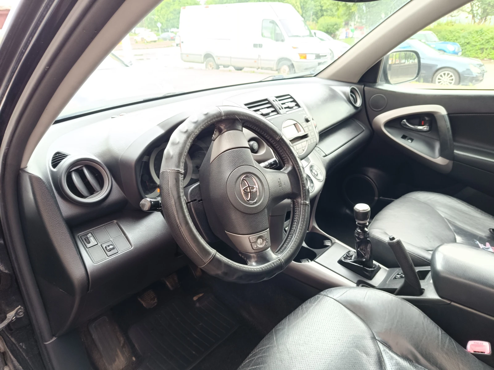 Toyota Rav4, снимка 3 - Автомобили и джипове - 54843768