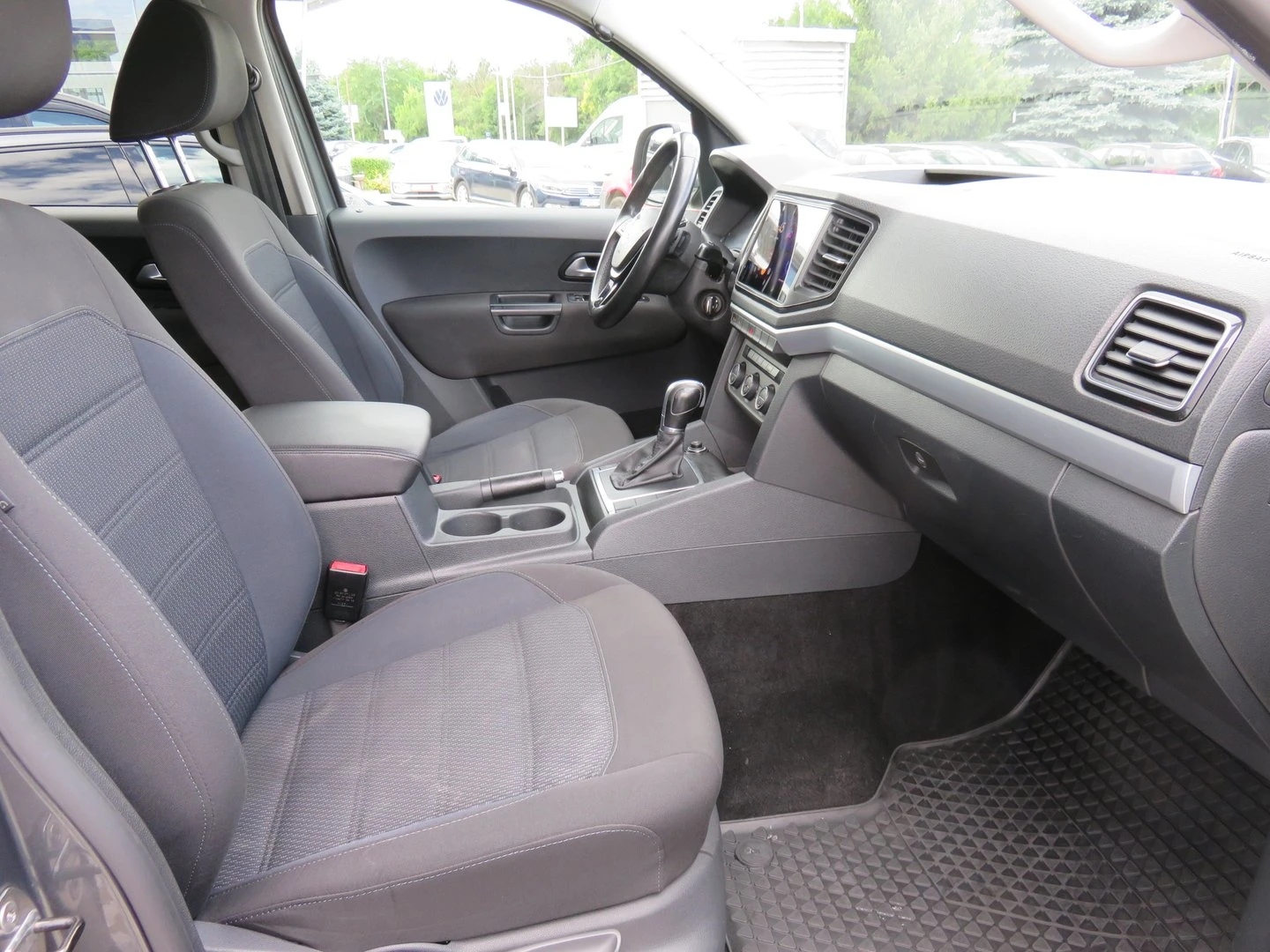 VW Amarok, снимка 6 - Автомобили и джипове - 55464339