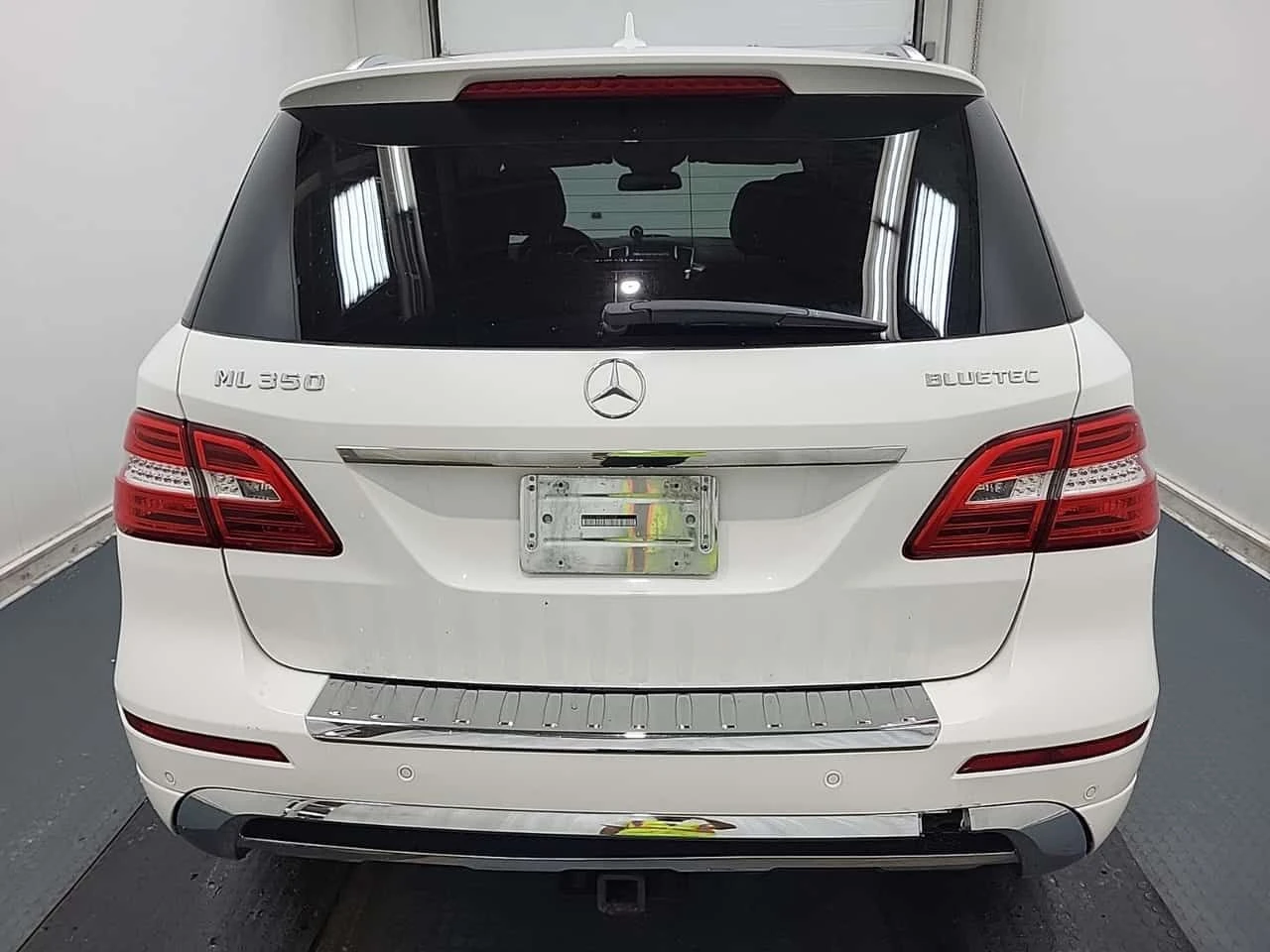 Mercedes-Benz ML 350 * BLUETEC * ПОДГРЕВИ * H/K * PANO * CARFAX, снимка 4 - Автомобили и джипове - 55052085