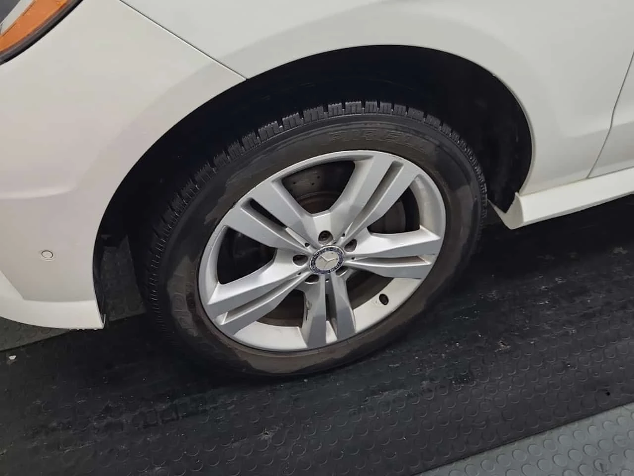 Mercedes-Benz ML 350 * BLUETEC * ПОДГРЕВИ * H/K * PANO * CARFAX, снимка 7 - Автомобили и джипове - 55052085