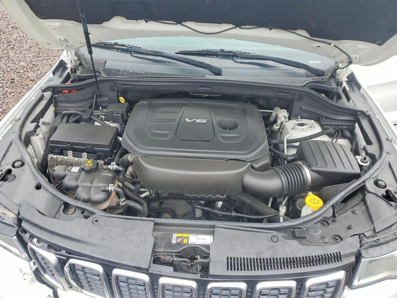 Jeep Grand cherokee, снимка 12 - Автомобили и джипове - 55537015
