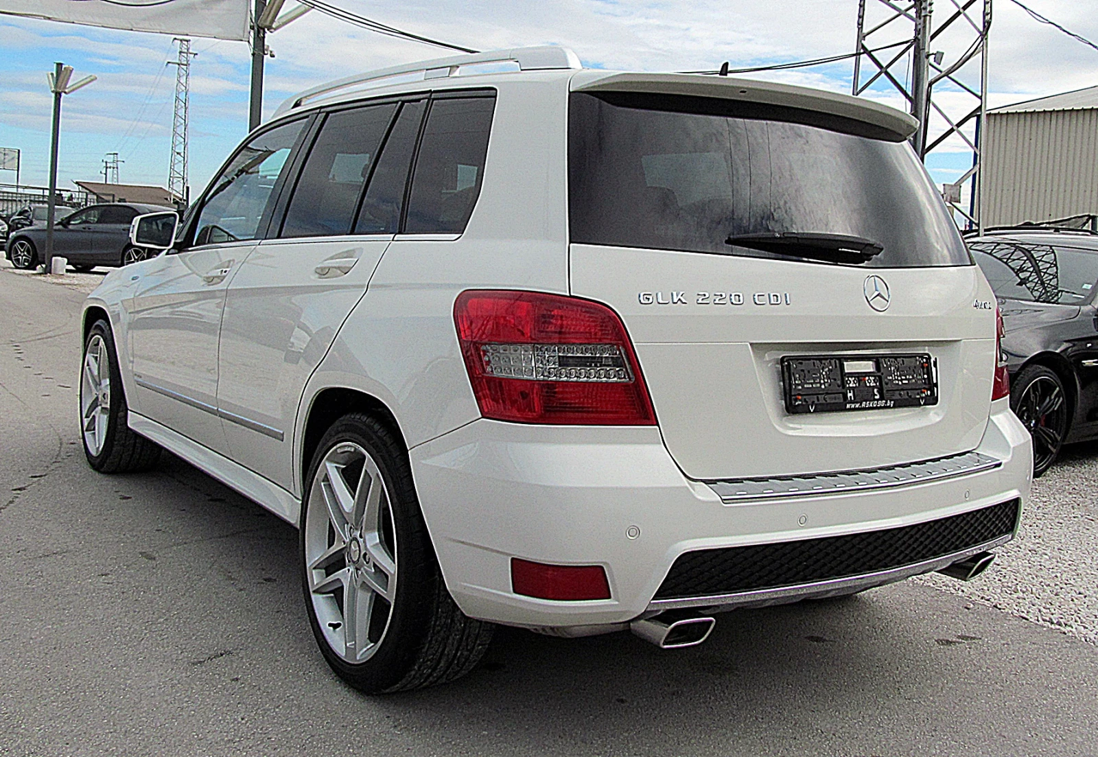 Mercedes-Benz GLK AMG-Line/4-Matic/PREMIUM/СОБСТВЕН ЛИЗИНГ, снимка 5 - Автомобили и джипове - 55738385