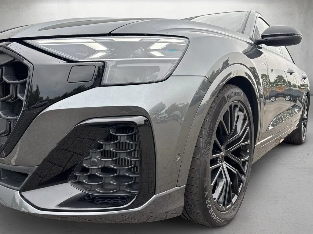 Audi Q8 55 TFSI/ FACELIFT/ BLACK OPTIC/ S-LINE/ B&O/MATRIX, снимка 11 - Автомобили и джипове - 56070698