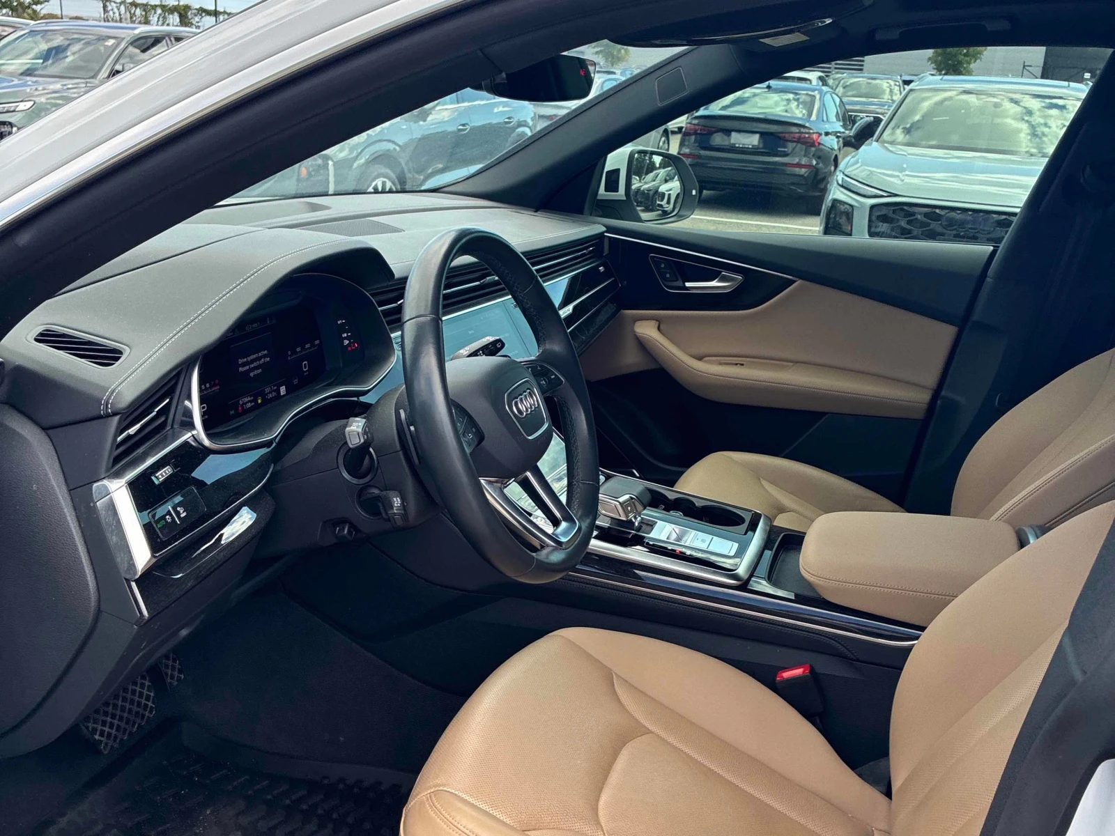 Audi Q8 Technik | CARFAX | ГЛАВНО ПРЕДСТАВИТЕЛСТВО НА AUDI, снимка 7 - Автомобили и джипове - 56151736