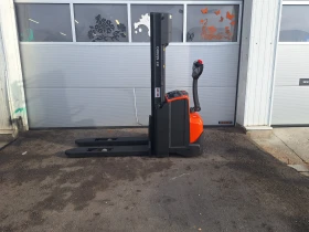 Електрокар Toyota SWE120 - 750 м.ч., снимка 1