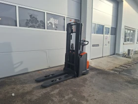 Електрокар Toyota SWE120 - 750 м.ч., снимка 3