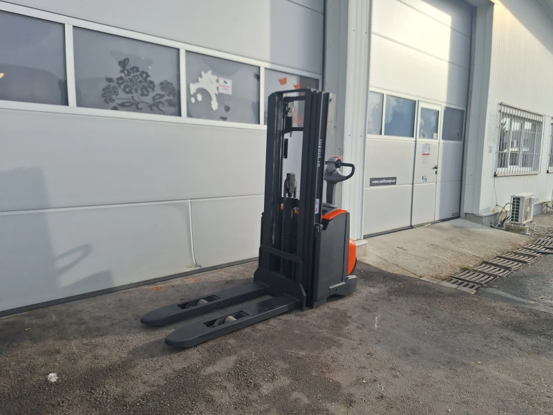 Електрокар Toyota SWE120 - 750 м.ч., снимка 3 - Индустриална техника - 53273308