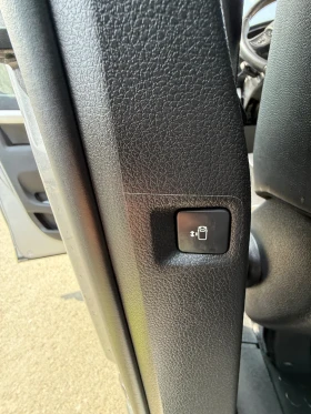 Opel Zafira Life, снимка 11