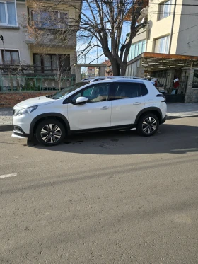 Peugeot 2008 1.2 Allure 110hp AT6 FULL EKSTRI, снимка 6