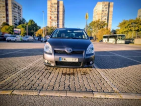 Обява за продажба на Toyota Corolla verso 2.2 D4D ~6 700 лв. - изображение 1