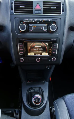 VW Touran 1.2 Tsi hi line - 4300 € / 8410.07 лв. - 37915565 6