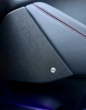 Ford Mustang Mach-E 98KW 4x4 Premium Extended range B&O, снимка 14 - Автомобили и джипове - 53651242