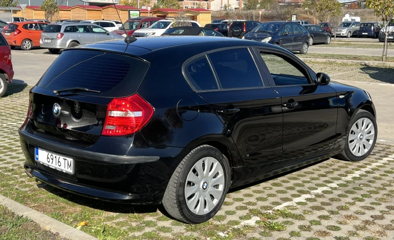 BMW 120 2010г FACE/LIFT, снимка 5 - Автомобили и джипове - 48070513